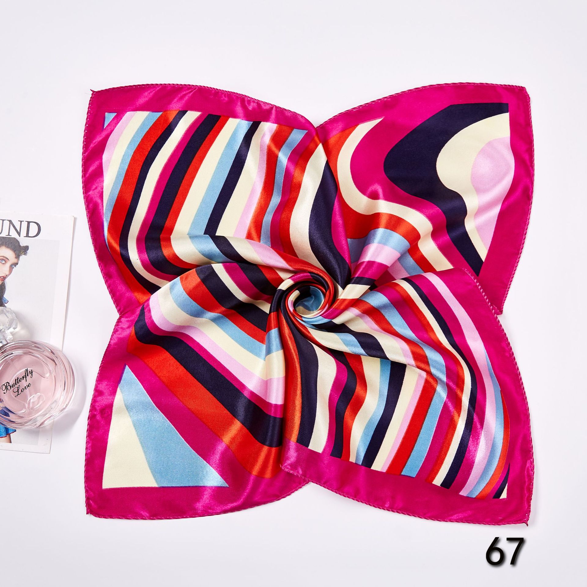 Écharpe carrée imprimée pour f - Silk Neck Scarf avis et prix