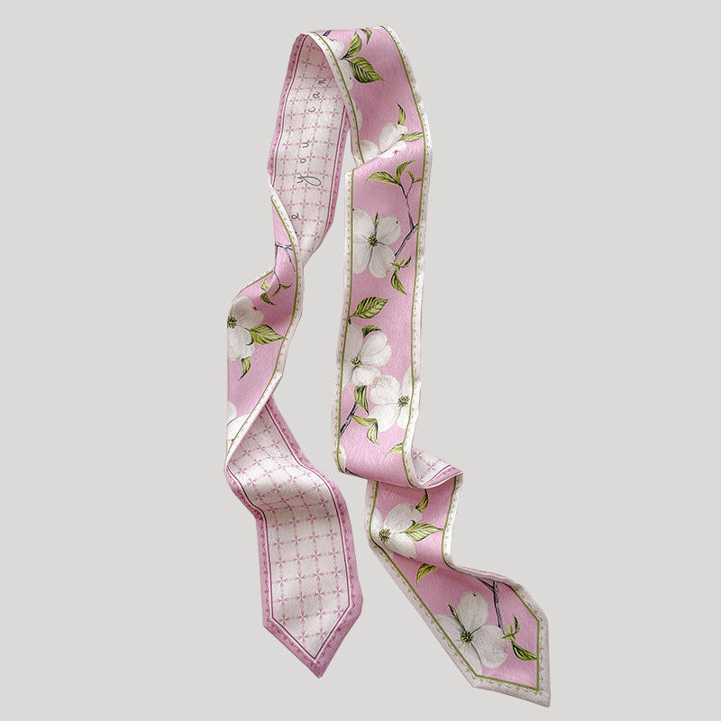 Écharpe longue en satin de soi - Silk Neck Scarf avis et prix